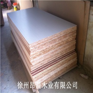 谷