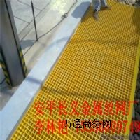 䓸