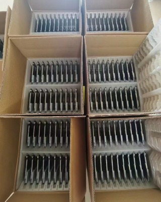 lq104v1dg8110.4Һ