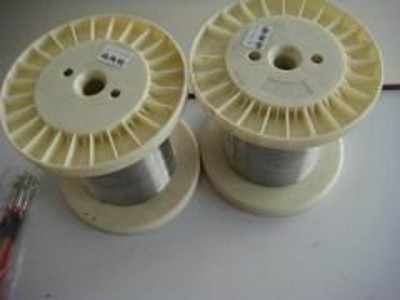 304P䓾P