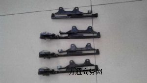 供應(yīng)奔馳B200天窗支架