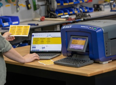 s3700